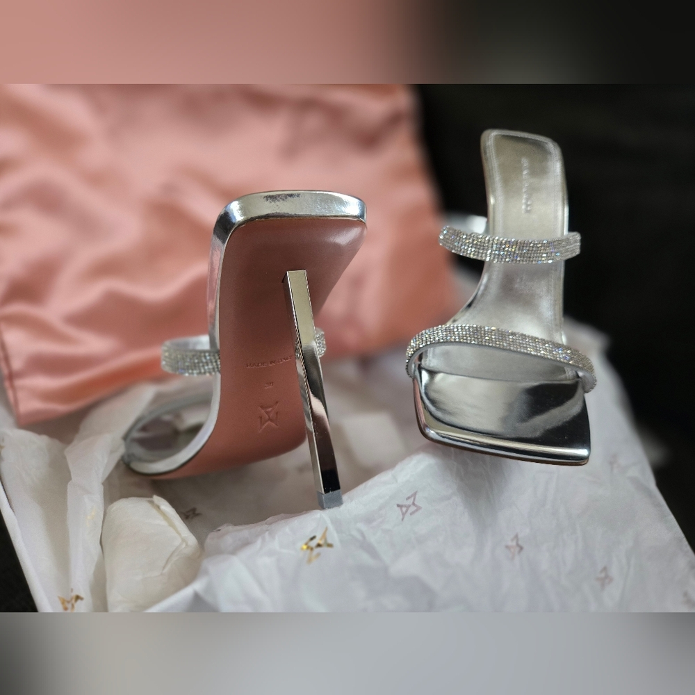 Amina Muaddi Rih Silver Crystal Slippet Sandal Size 38 / 8 EUC Mule  Wedding